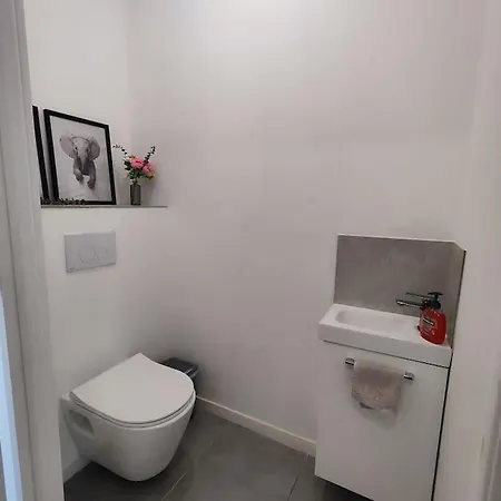 Apartment Chez Nadia 3 *