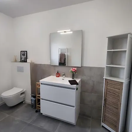 Apartment Chez Nadia 3 *