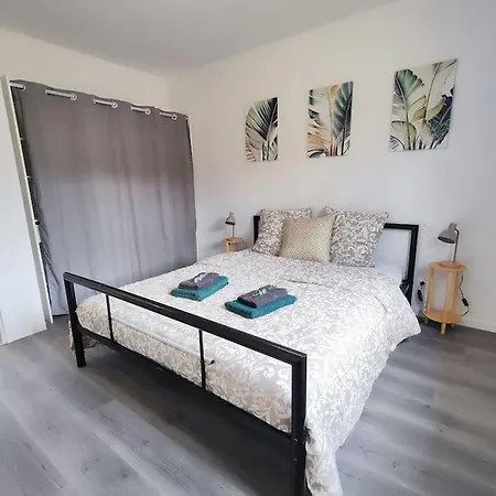 Apartment Chez Nadia 3 *