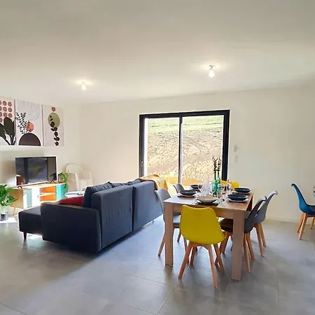 Apartment Chez Nadia 3 *